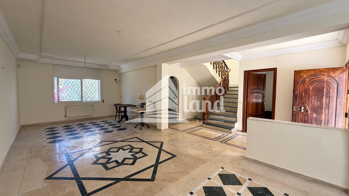 La Marsa&nbsp;Gammart&nbsp;Vente&nbsp;Maisons&nbsp;Triplex s5 � gammarth sup�rieur