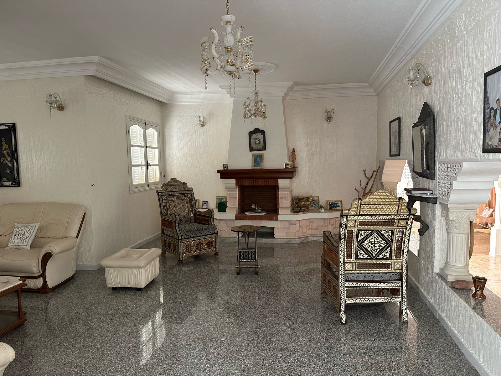 Sousse Jaouhara&nbsp;Cite Sahloul&nbsp;Vente&nbsp;Maisons&nbsp;Belle villa 3 niveaux � sahloul