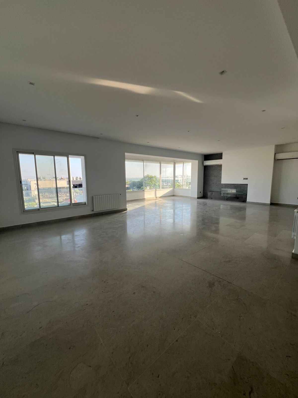 La Marsa&nbsp;Berge Du Lac&nbsp;Location&nbsp;Maisons&nbsp;Etage de villa haut standing au lac 2 h3