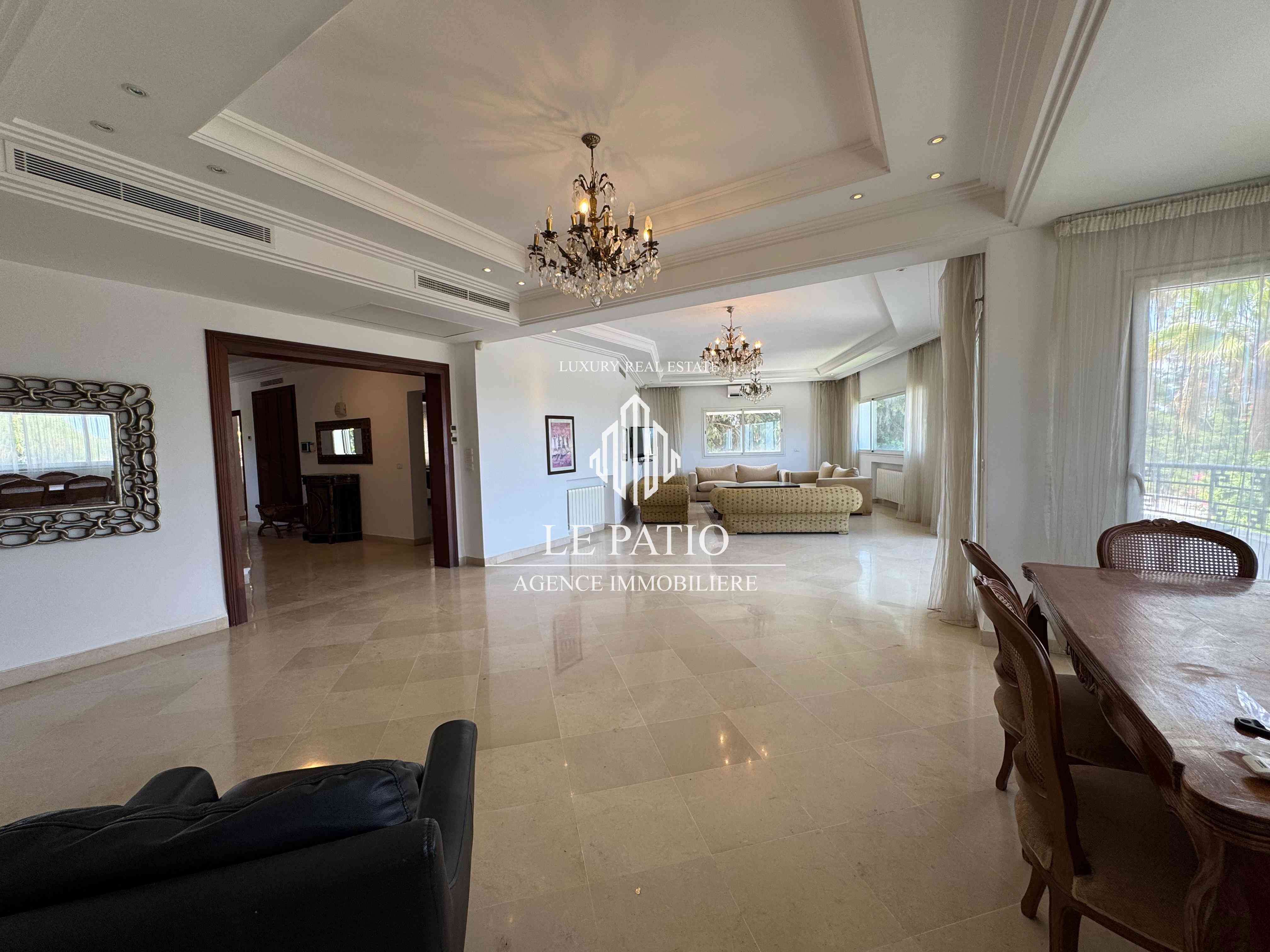 La Marsa&nbsp;Gammart&nbsp;Location&nbsp;Maisons&nbsp;Villa s5 a gammarth avec piscine