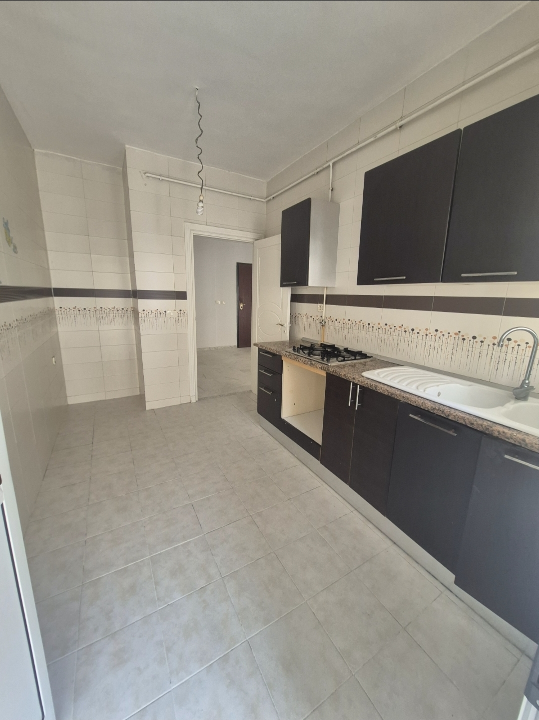 La Marsa El Aouina Vente Appart. 3 pices S plus 2 cit el wahat