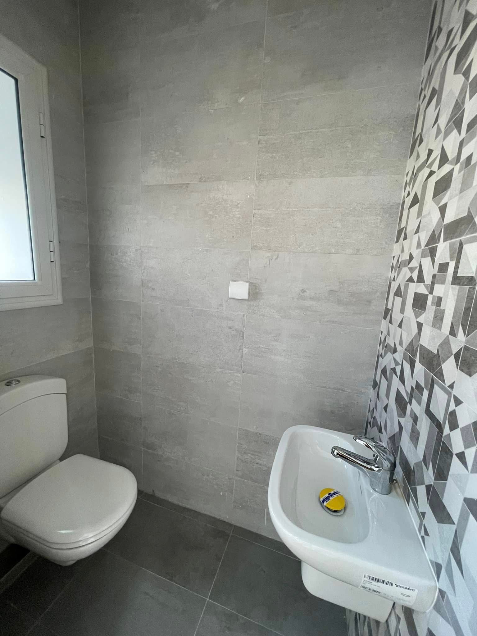 Mnihla&nbsp;Jardins d'el Menzah&nbsp;Bureaux & Commerces&nbsp;Bureau&nbsp;Bureau m�dical ou param�dicale � jardin el menzah2