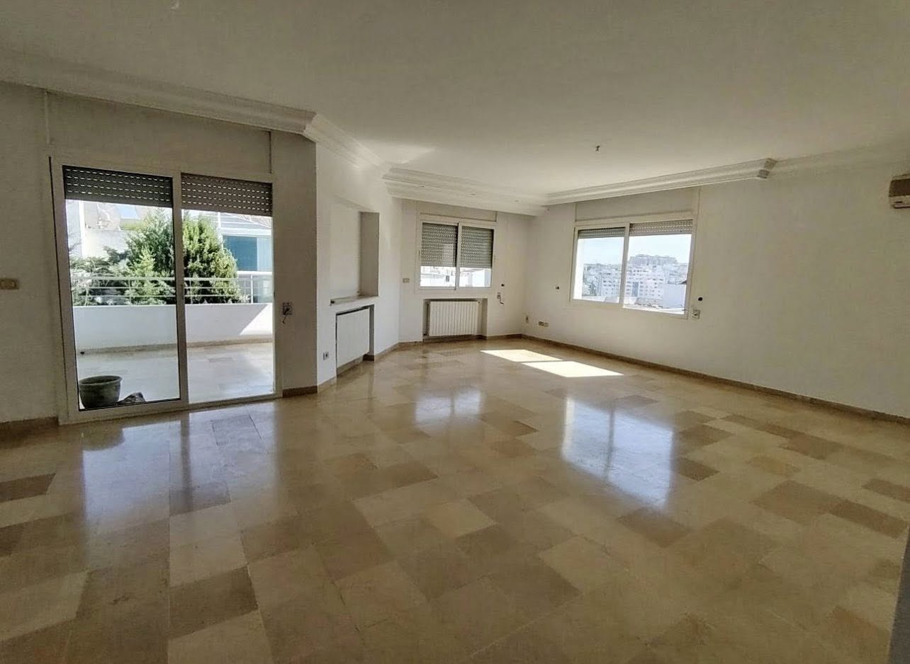Ariana Ville Cite Ennasr 2 Location Appart. 4 pices Ariana ennaser