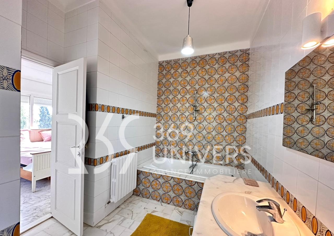 La Marsa&nbsp;Gammart&nbsp;Location&nbsp;Maisons&nbsp;Villa meubl�e avec piscine � gammarth ref rh165