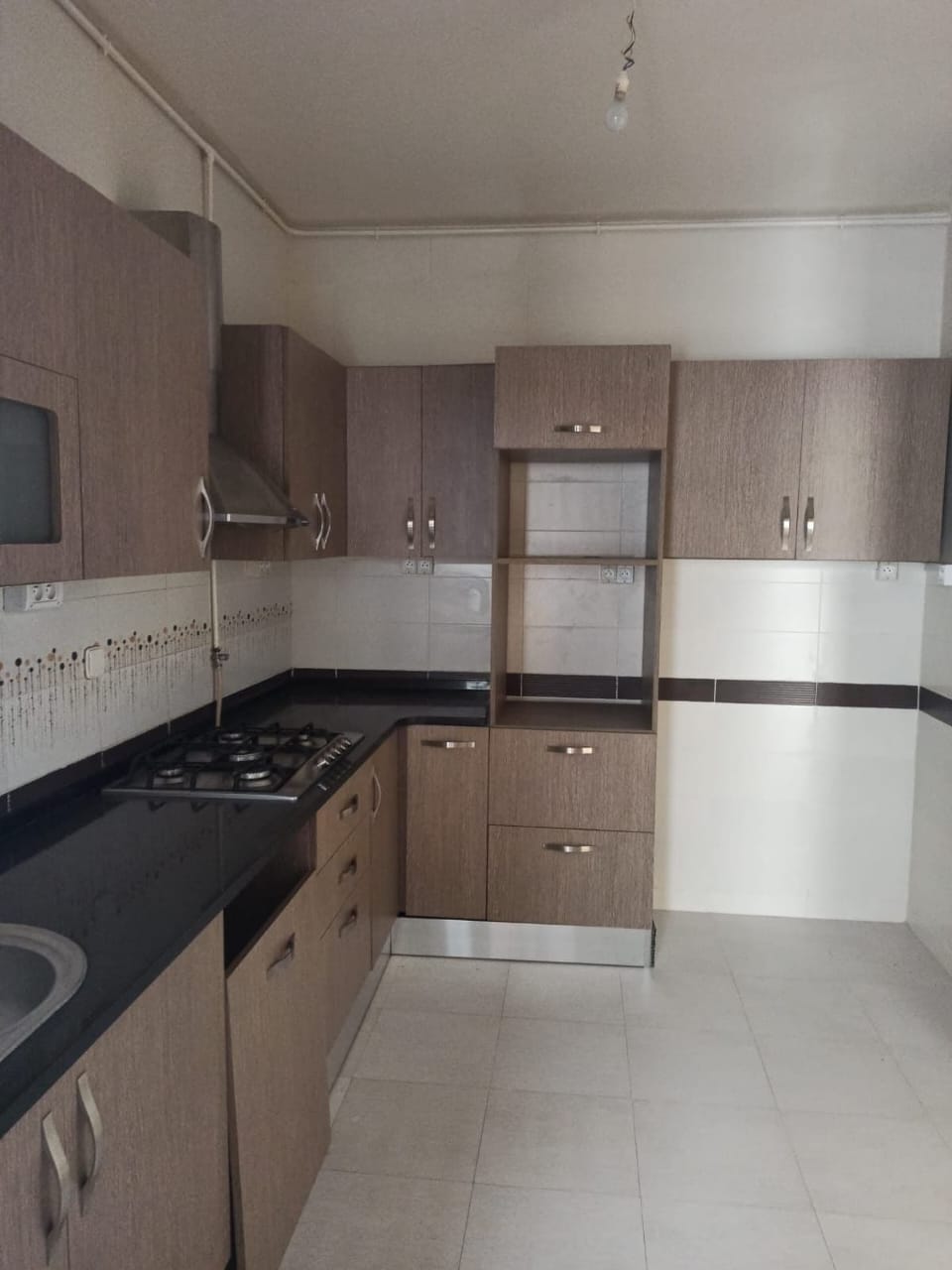 La Soukra Mosque Erraoudha Vente Appart. 4 pices Appartement