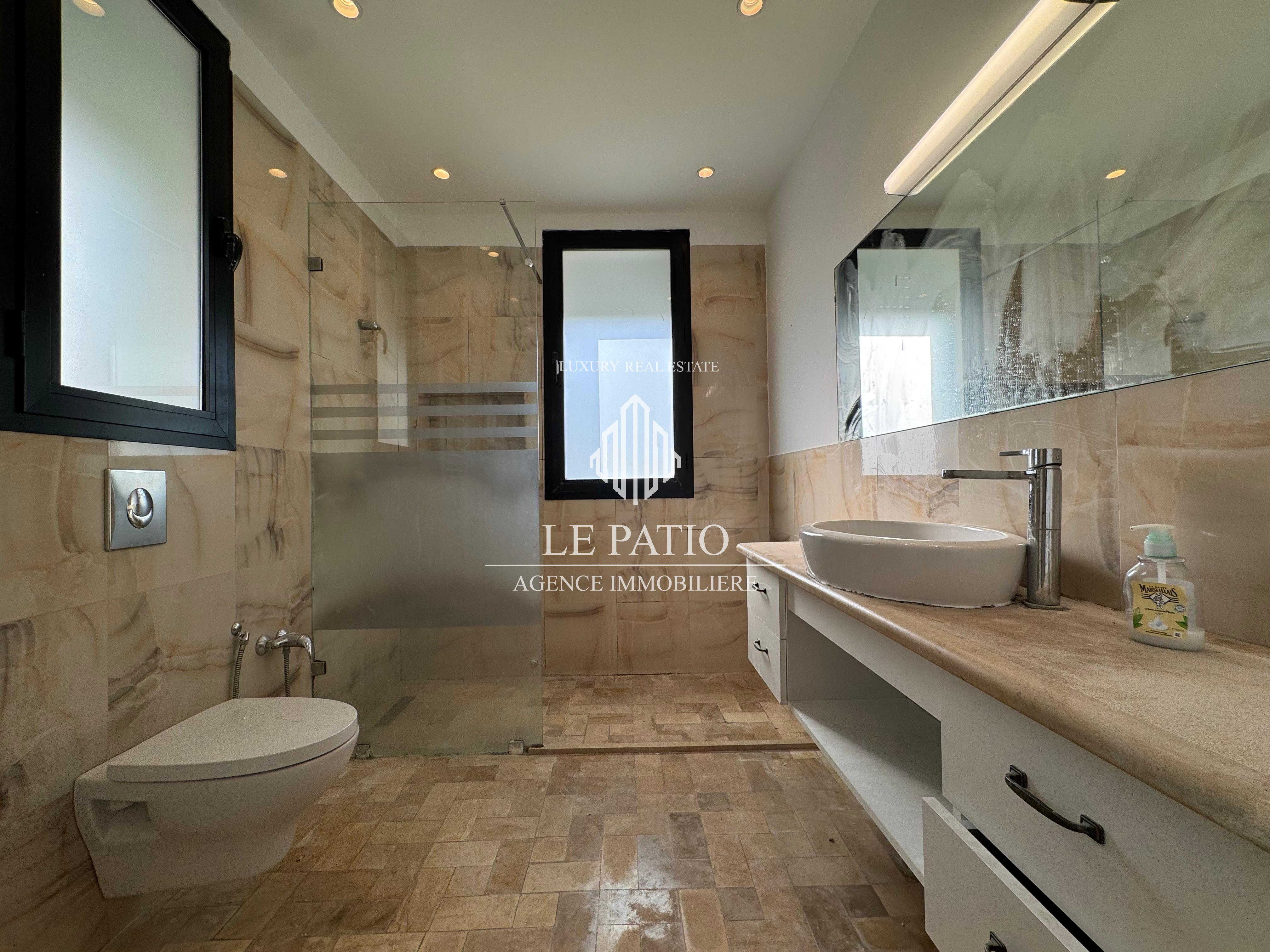 La Marsa&nbsp;Gammart&nbsp;Location&nbsp;Maisons&nbsp;Une villa s4 avec piscine � gammarth