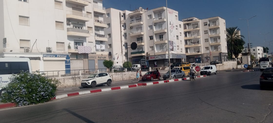 Ariana Ville Ariana Vente Appart. 4 pices Un appartement  ariana en face magasin gnral