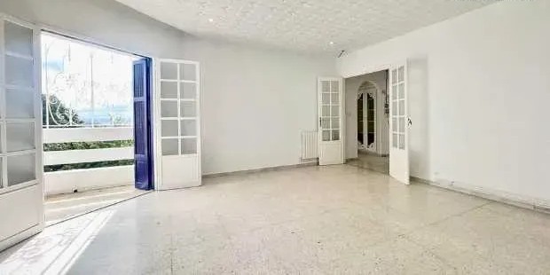 El Menzah El Manar 1 Location Maisons Un triplex usage habitation ou bureaut  manar 1