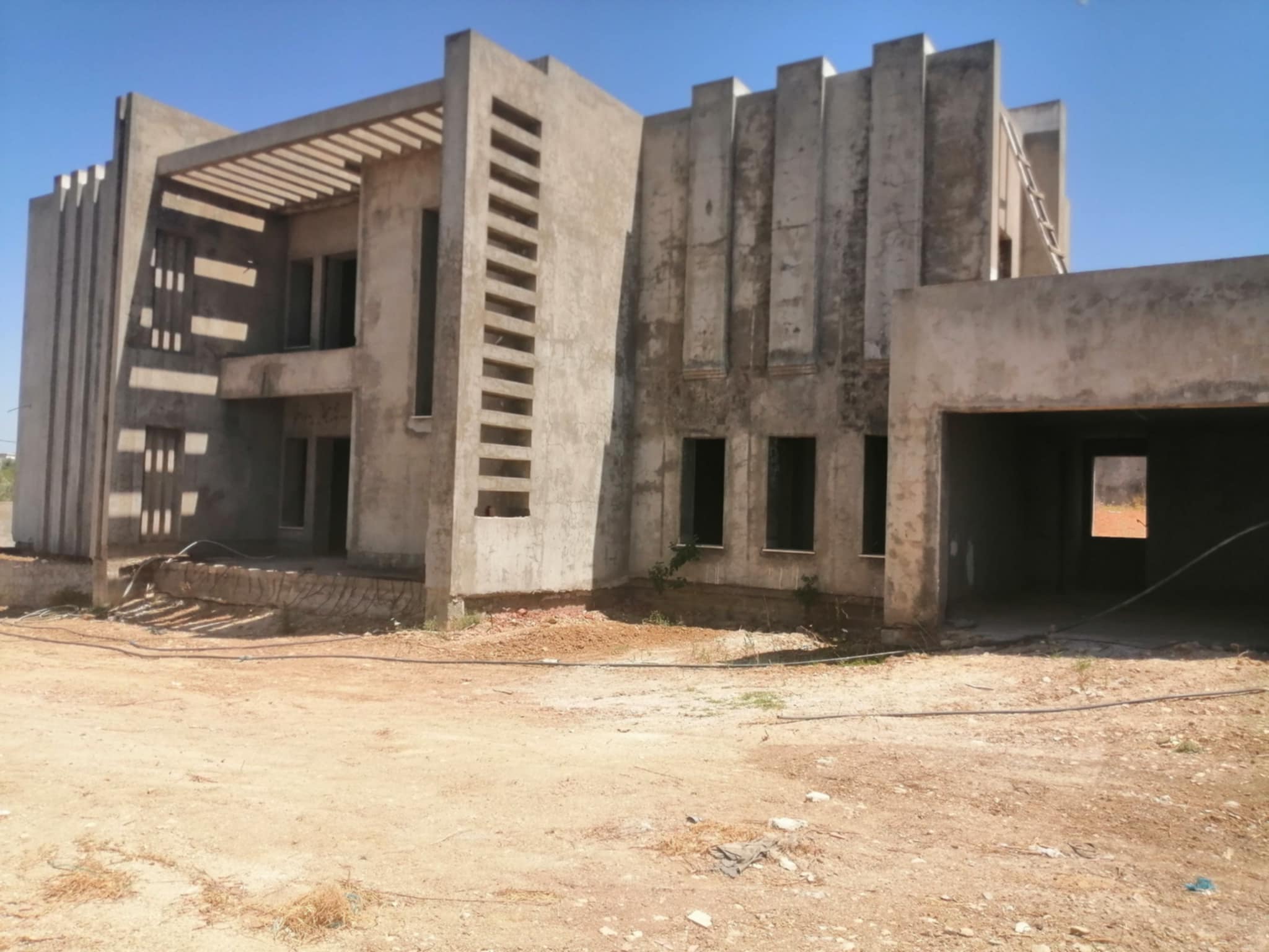 Mannouba La Mannouba Vente Maisons Terrain2500mc couvert630mc