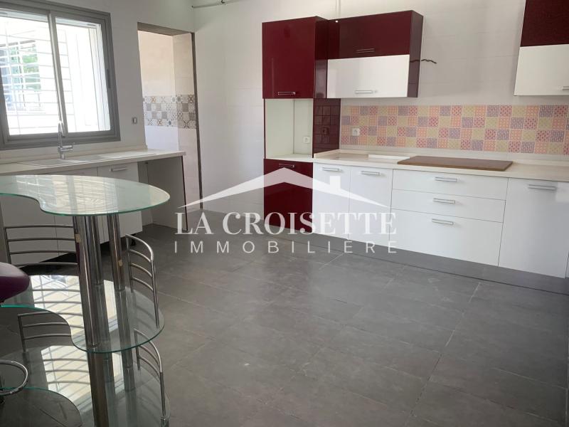 La Soukra La Soukra Location Maisons Villa s4  la soukra zvl1654