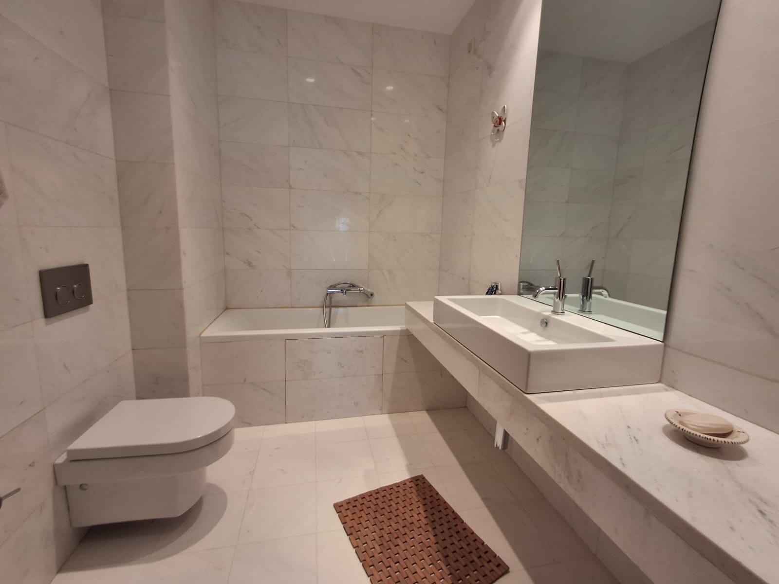 La Marsa&nbsp;Berge Du Lac&nbsp;Location&nbsp;Appart. 4 pi�ces&nbsp;Appartement s3 meubl� au berges du lac 2