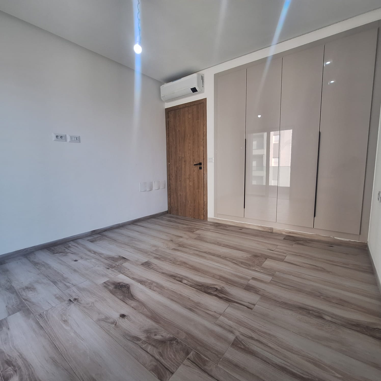 Ain Zaghouan&nbsp;Jardins de Carthage&nbsp;Location&nbsp;Appart. 4 pi�ces&nbsp;Chic s3 au jardins de carthage