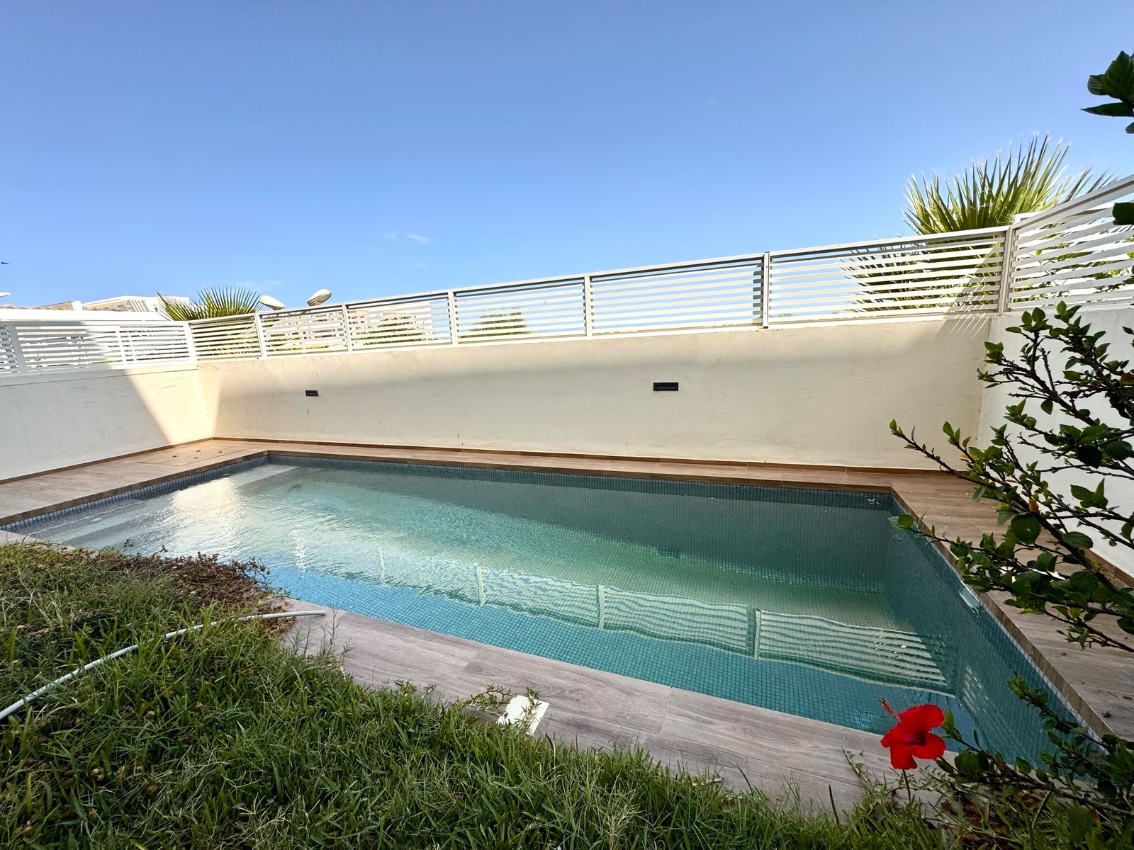 La Marsa&nbsp;Gammart&nbsp;Location&nbsp;Appart. 4 pi�ces&nbsp;Agr�able duplex s3 avec piscine � gammarth