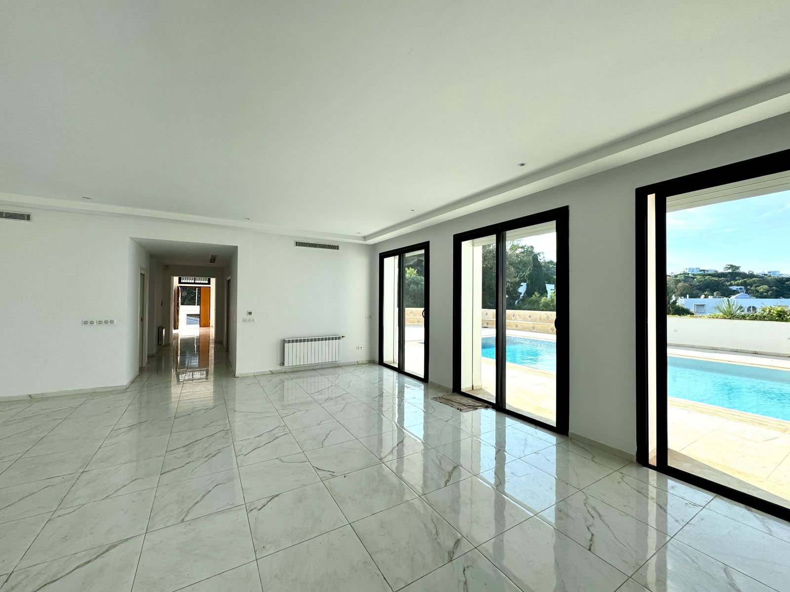 La Marsa&nbsp;Gammart&nbsp;Location&nbsp;Maisons&nbsp;Splendide villa avec piscine � gammarth