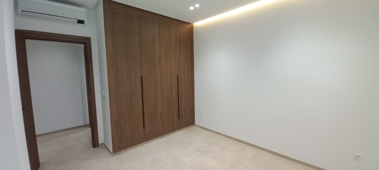 Ain Zaghouan Ain Zaghouan Vente Appart. 4 pices Un s3 direct promoteur  ain zaghouan