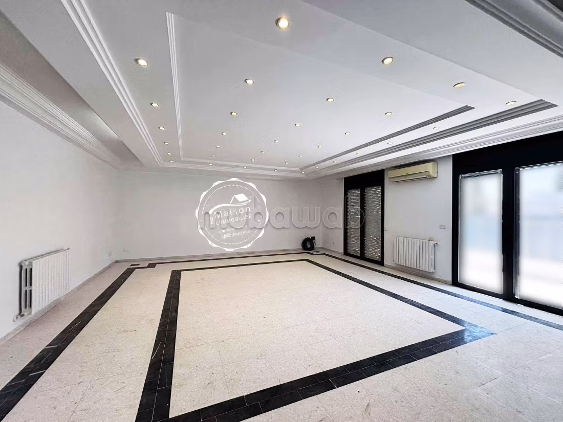 La Marsa Berge Du Lac Location Surfaces Un plateau indpendant 400m 7pieces au lac 1