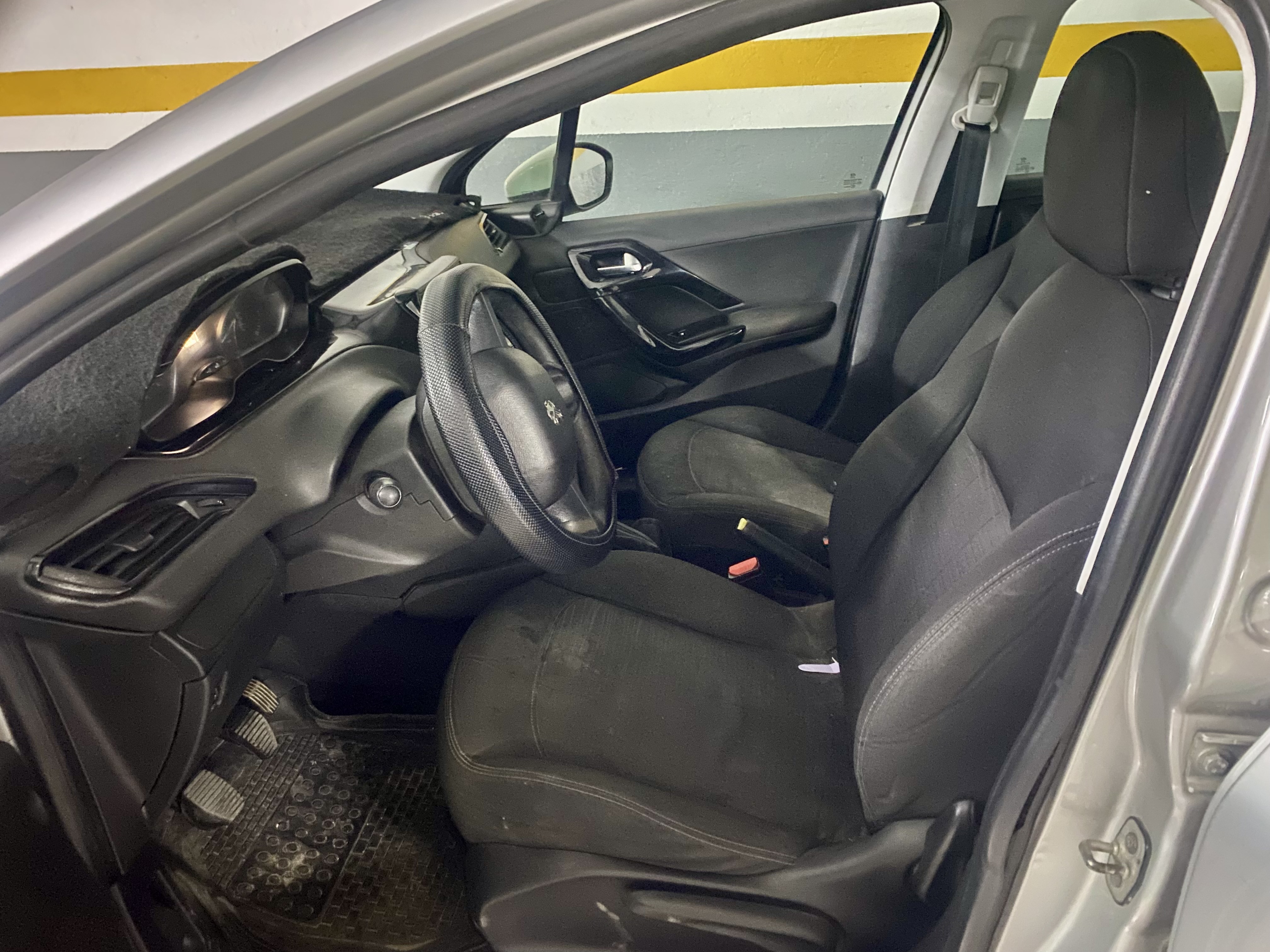 Bab Bhar Bab Bhar Peugeot 208 Peugeot 208