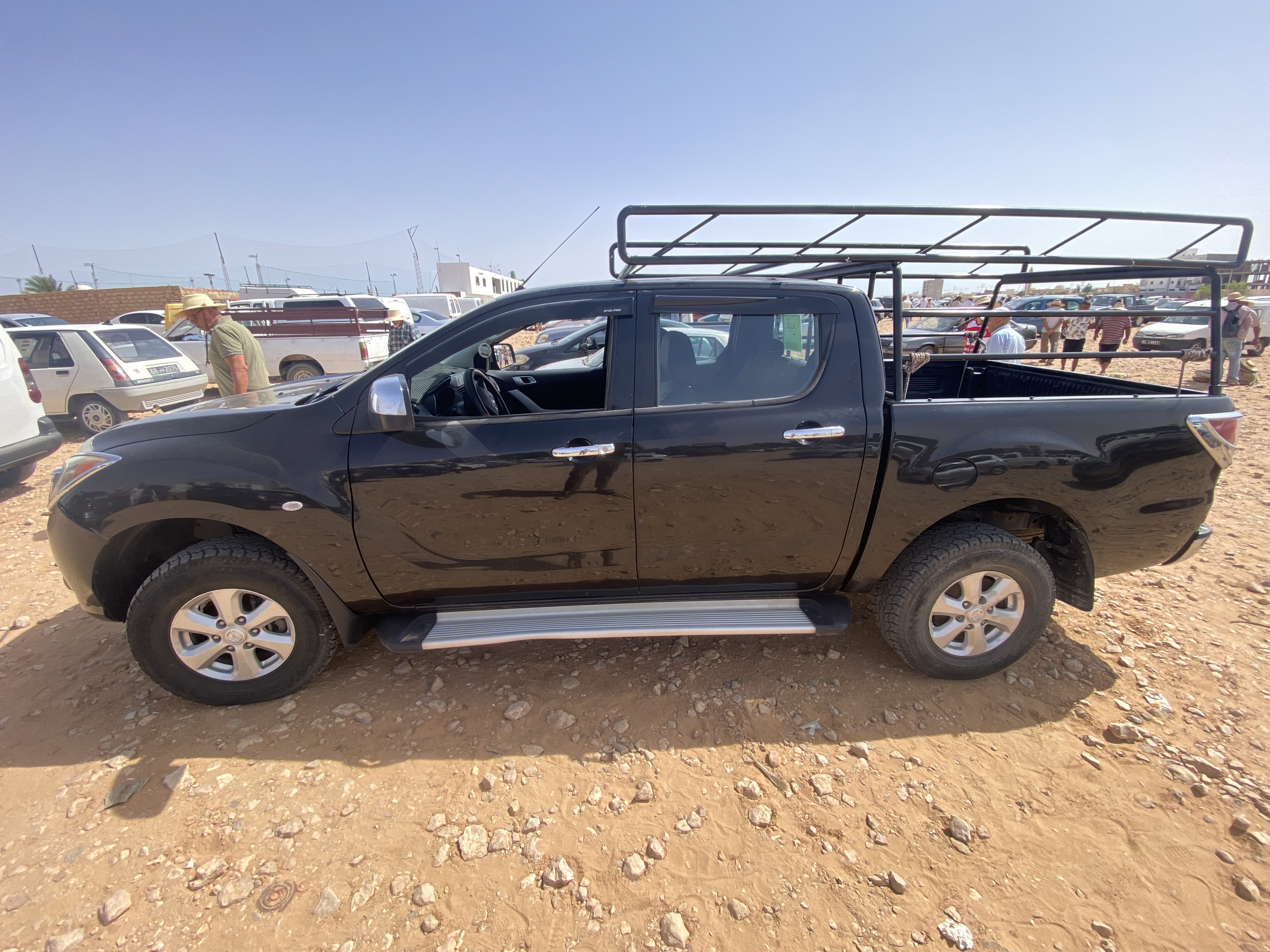 Djerba - Houmet Essouk Bazim Mazda BT-50 Mazda bt50 4x4