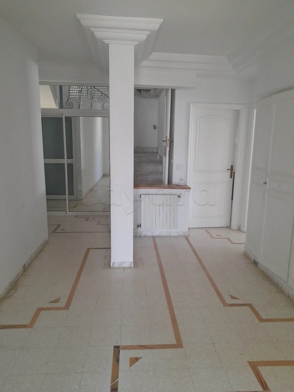 Ariana Ville Cite Ennasr 2 Location Maisons Etage de villa s3 semi meubl a ennasr 2 wb4268