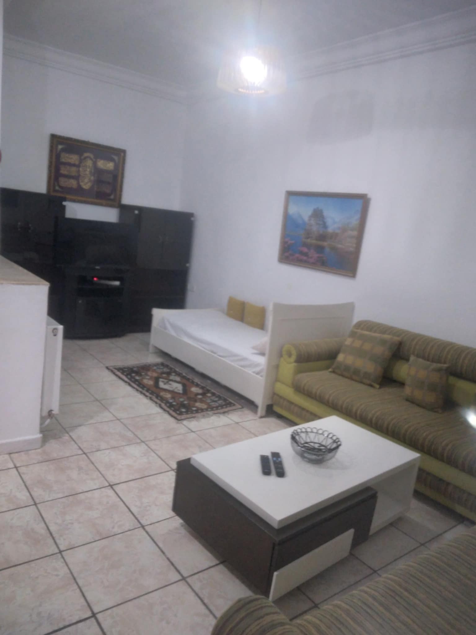 Carthage Salambo Location Appart. 3 pices Grand s2 luxe meuble pres station train salammbo