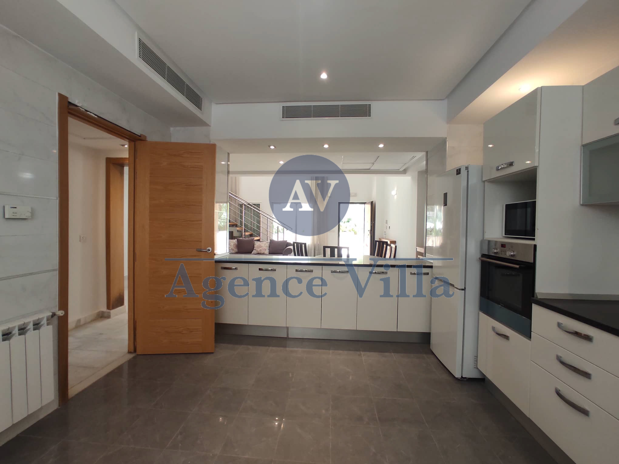 La Marsa Berge Du Lac Location Duplex Un loft s2 au lac2