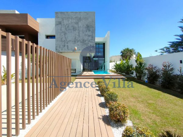 La Soukra&nbsp;La Soukra&nbsp;Location&nbsp;Maisons&nbsp;Une superbe villa � la soukra avec piscine