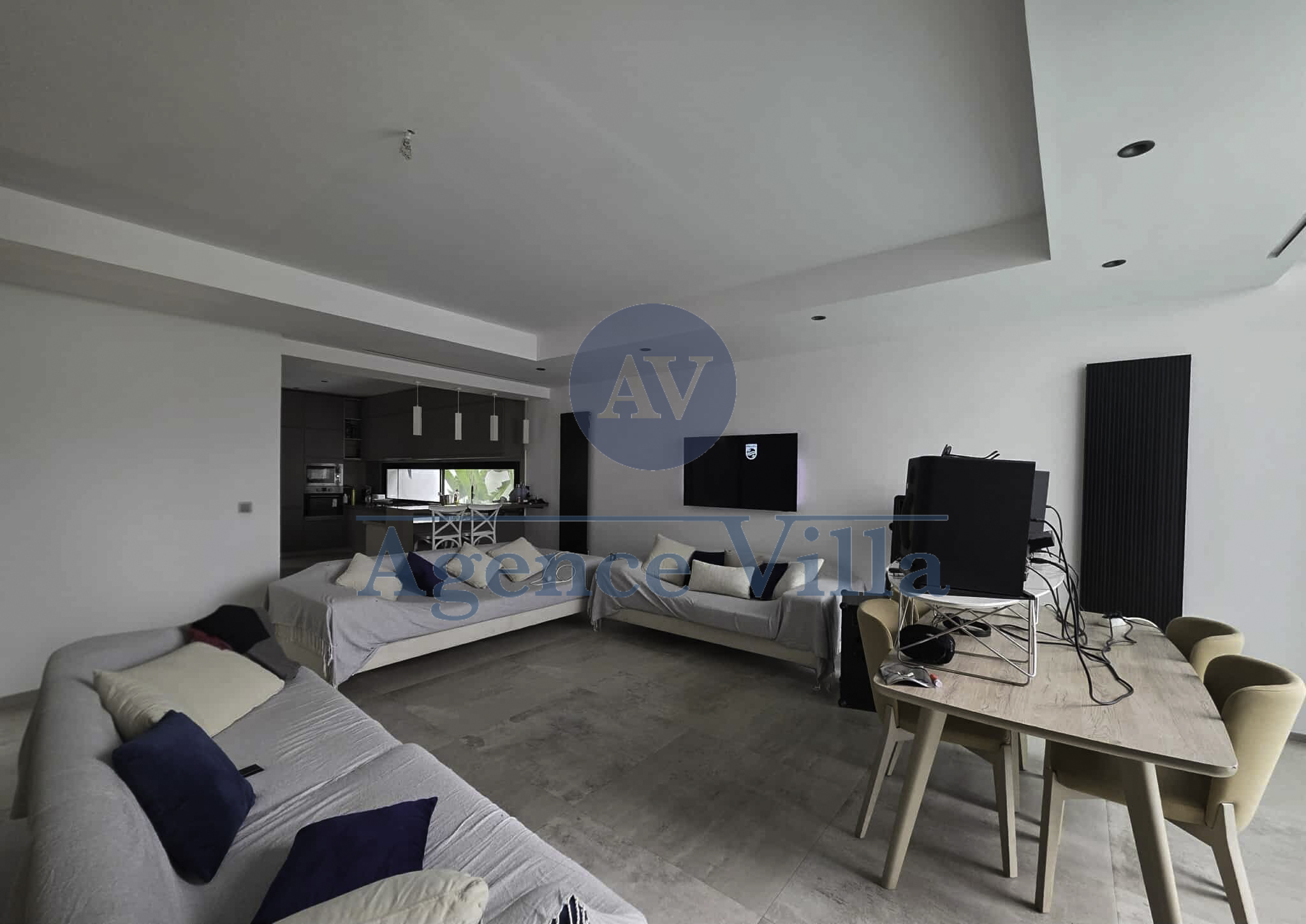 La Soukra&nbsp;La Soukra&nbsp;Location&nbsp;Maisons&nbsp;Une superbe villa � la soukra avec piscine