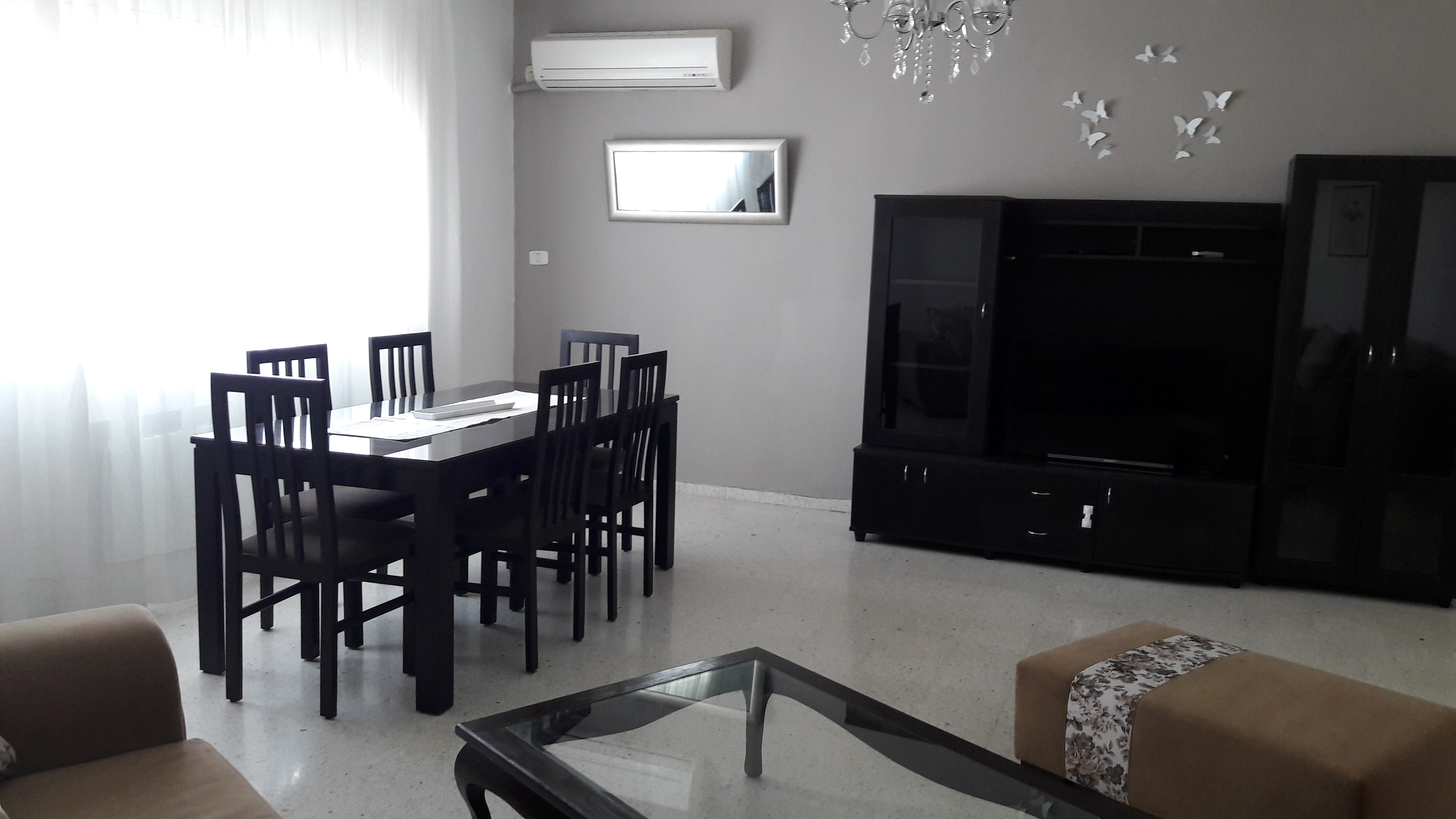 El Menzah&nbsp;El Manar 2&nbsp;Location&nbsp;Appart. 4 pi�ces&nbsp;Bel appart et bonne occasion a saisir