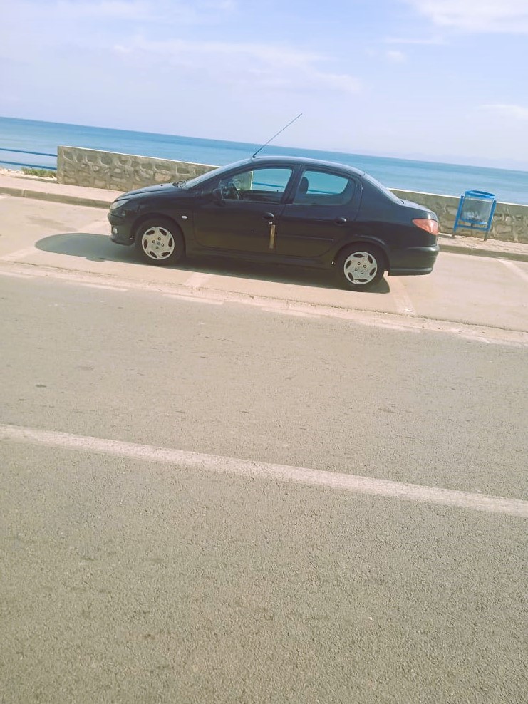 Peugeot 206
