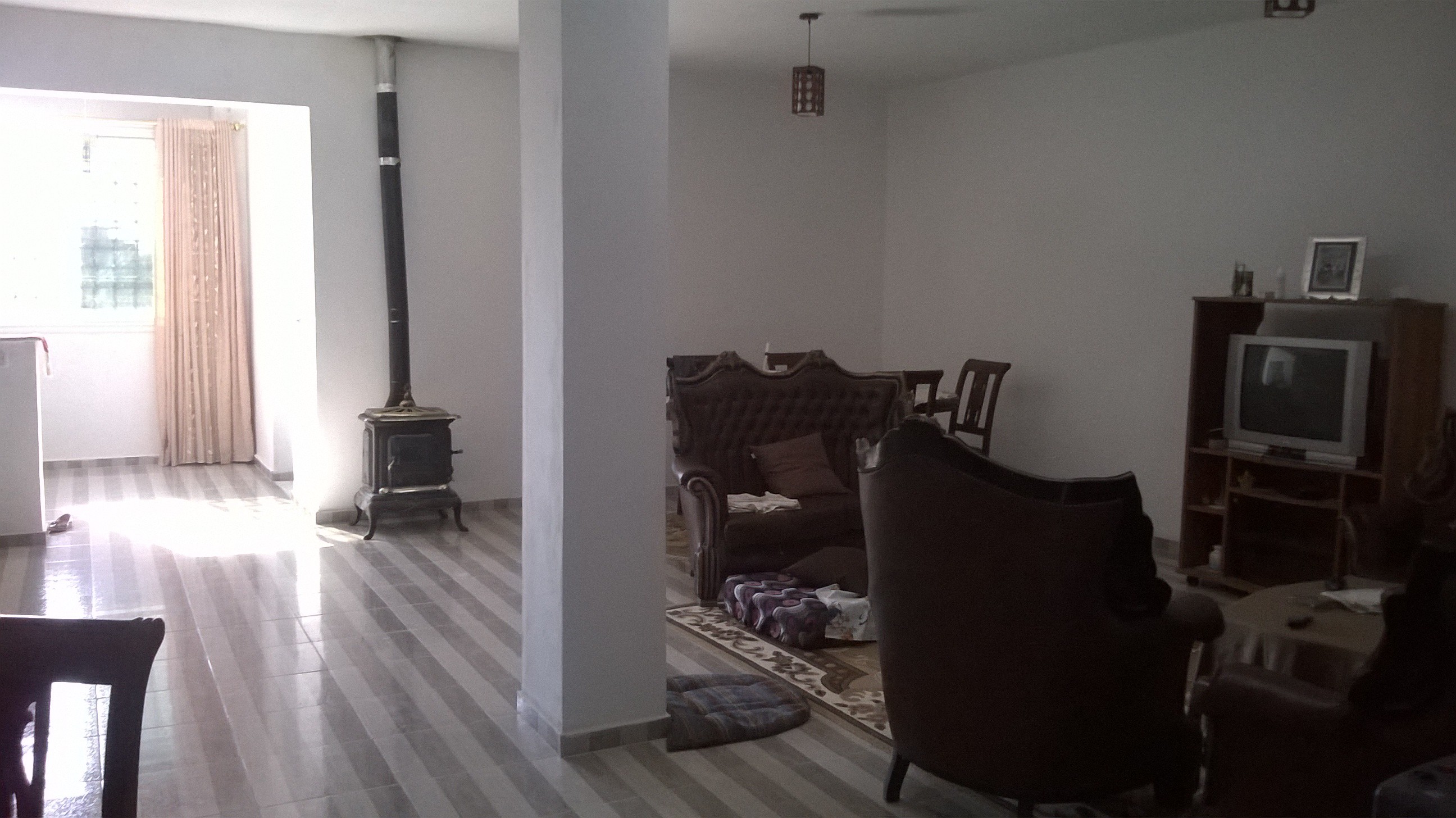 Menzel Jemil Menzel Jemil Vente Appart. 3 pices Grand maison au premiere etage avec garage