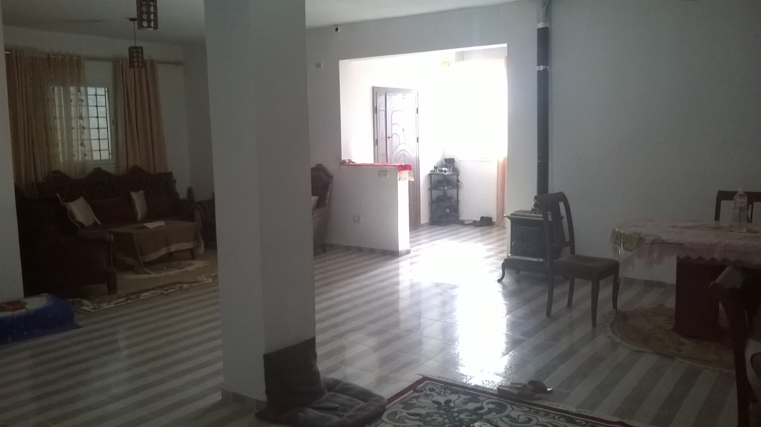Menzel Jemil Menzel Jemil Vente Appart. 3 pices Grand maison au premiere etage avec garage