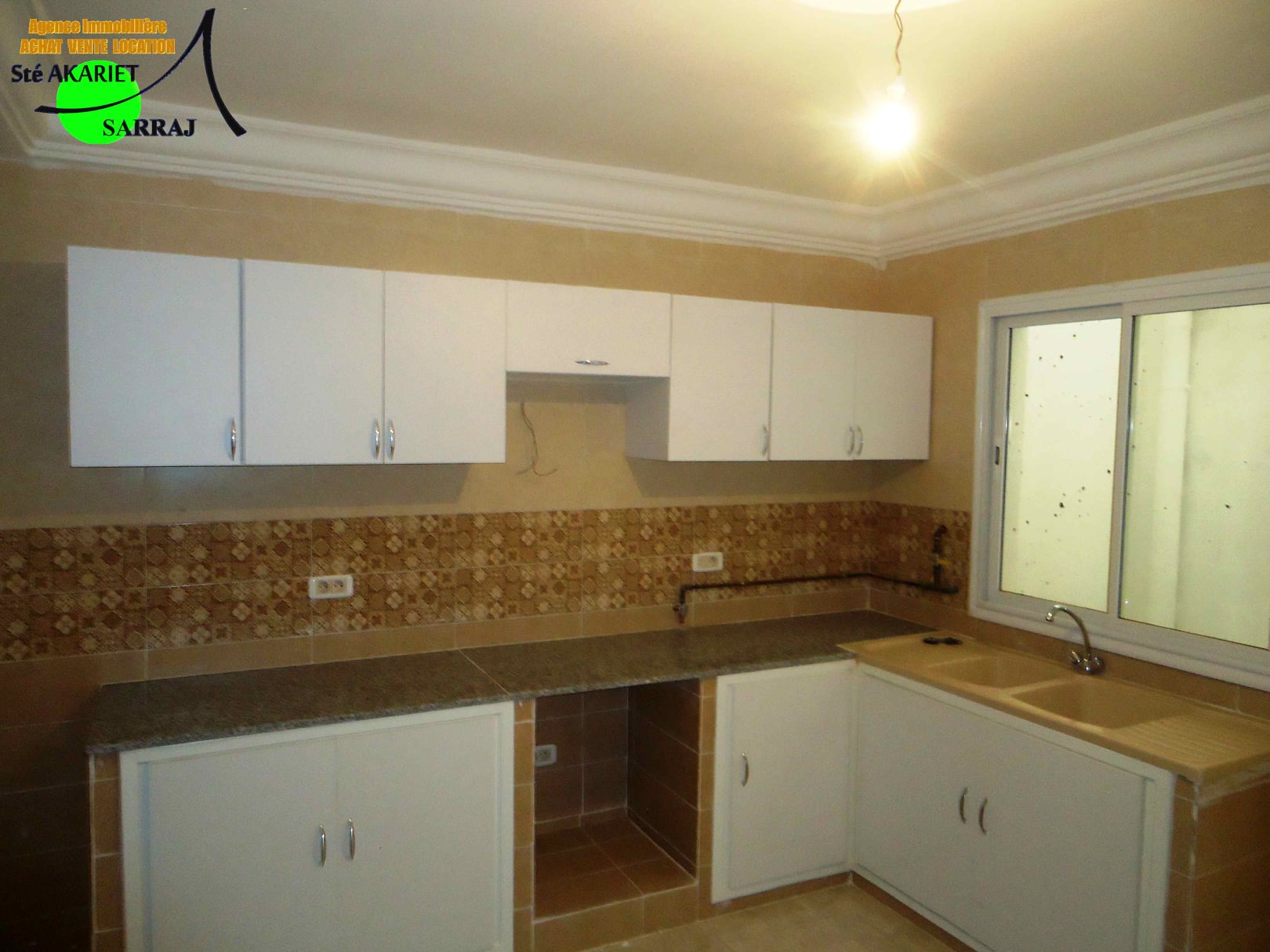 Hammam Sousse&nbsp;Cite De La Plage 1&nbsp;Vente&nbsp;Appart. 5 pi�ces+&nbsp;Grand appartement s4 � hammem sousse bhayer