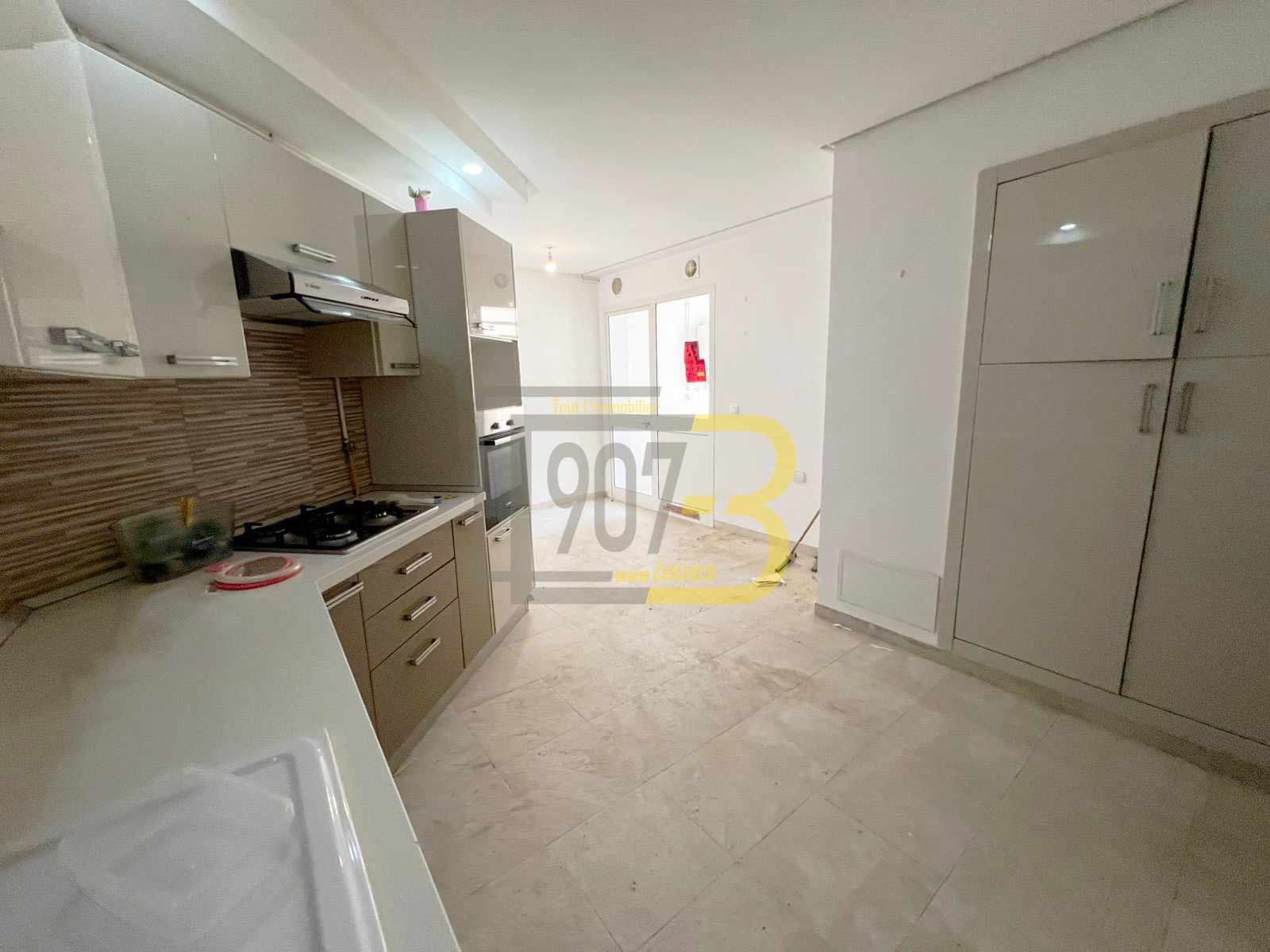 El Menzah El Menzah 9 Location Appart. 2 pices Un appartement s2 hs  menzah 9c