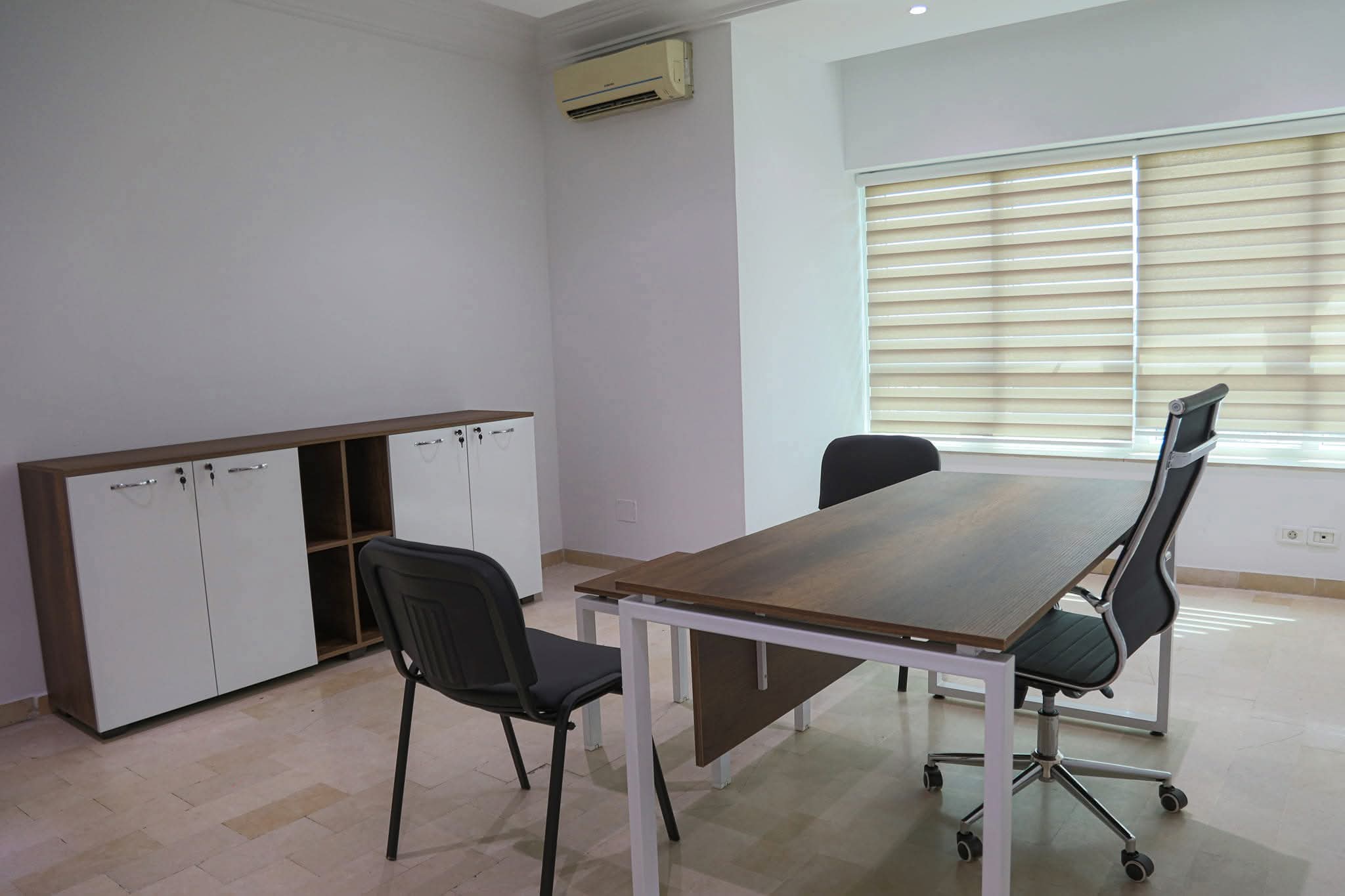 Ariana Ville Cite Ennasr 2 Location Autre Bureaux privs