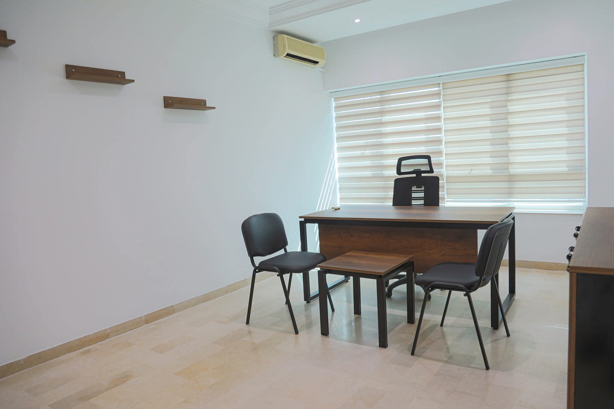 Ariana Ville Cite Ennasr 2 Location Autre Bureaux privs