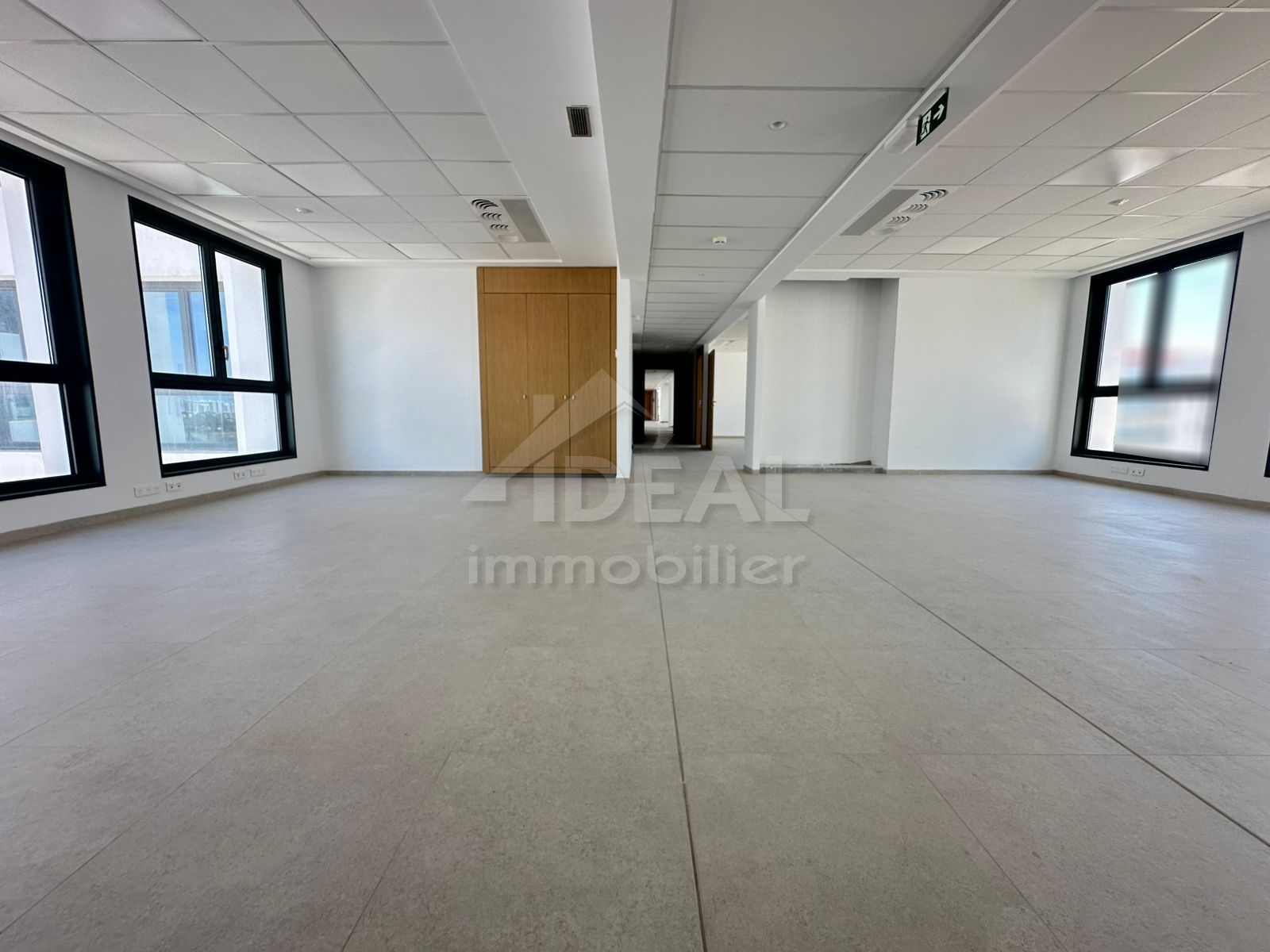 Bureaux & Commerces&nbsp;Bureau