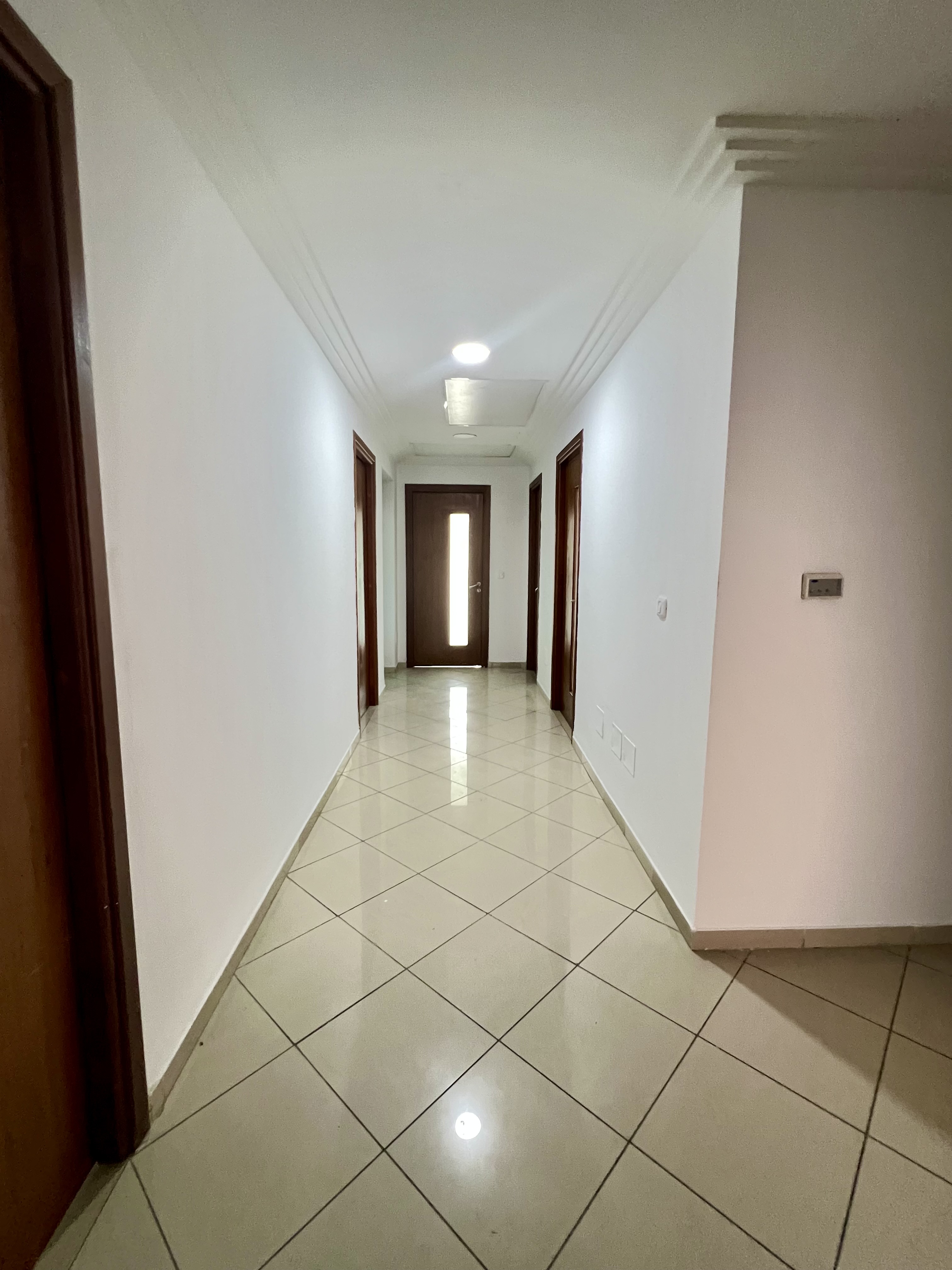 La Marsa&nbsp;Berge Du Lac&nbsp;Location&nbsp;Appart. 5 pi�ces+&nbsp;Bureau h et 5 pi�ces 3500 ttc