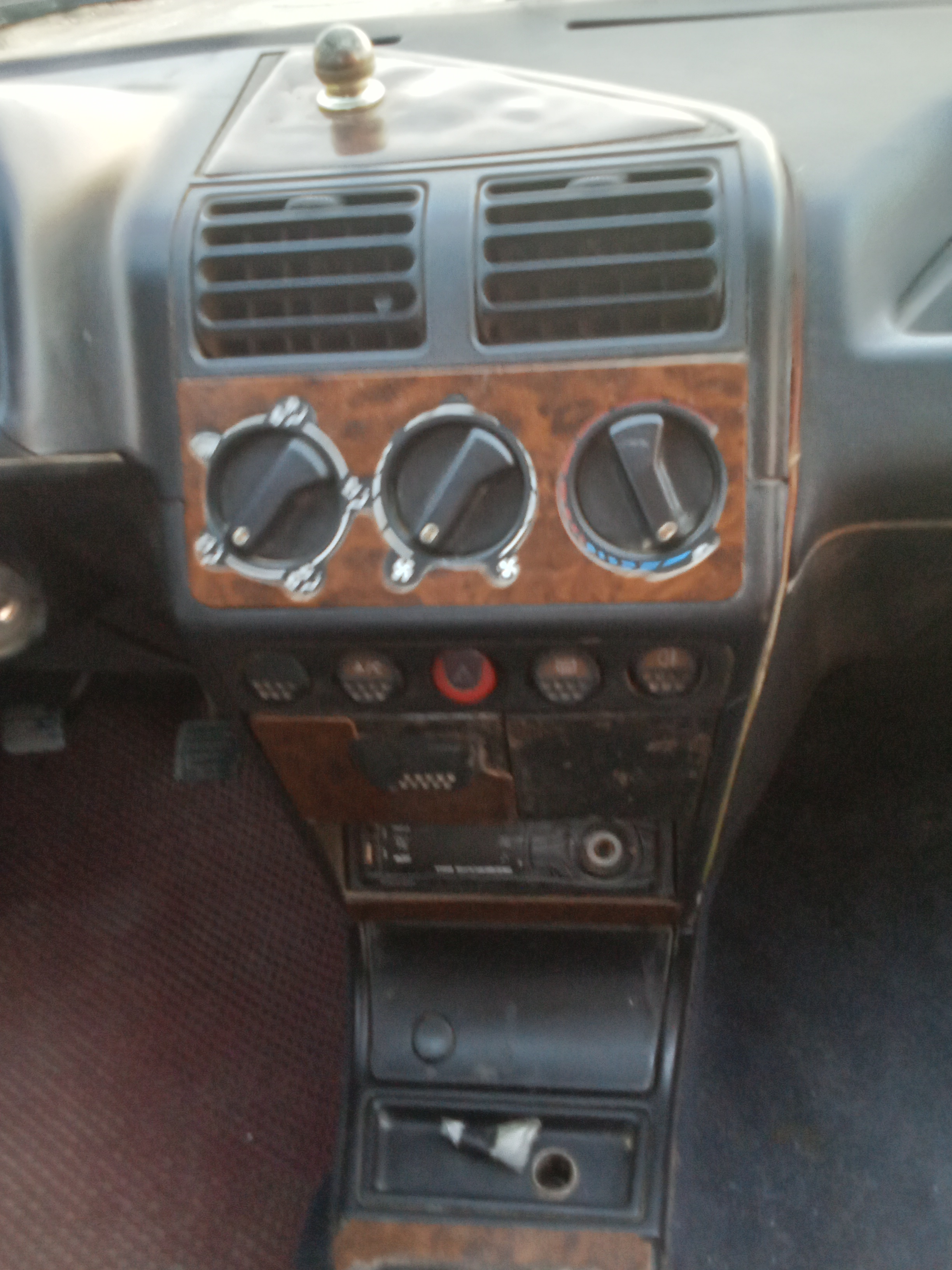 Peugeot 205