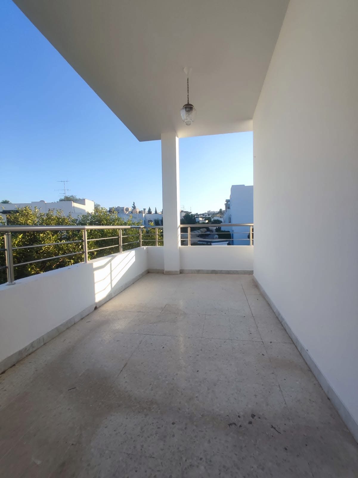 El Menzah El Manar 2 Location Maisons Villa a usage bureautique ou habitation a manar 3