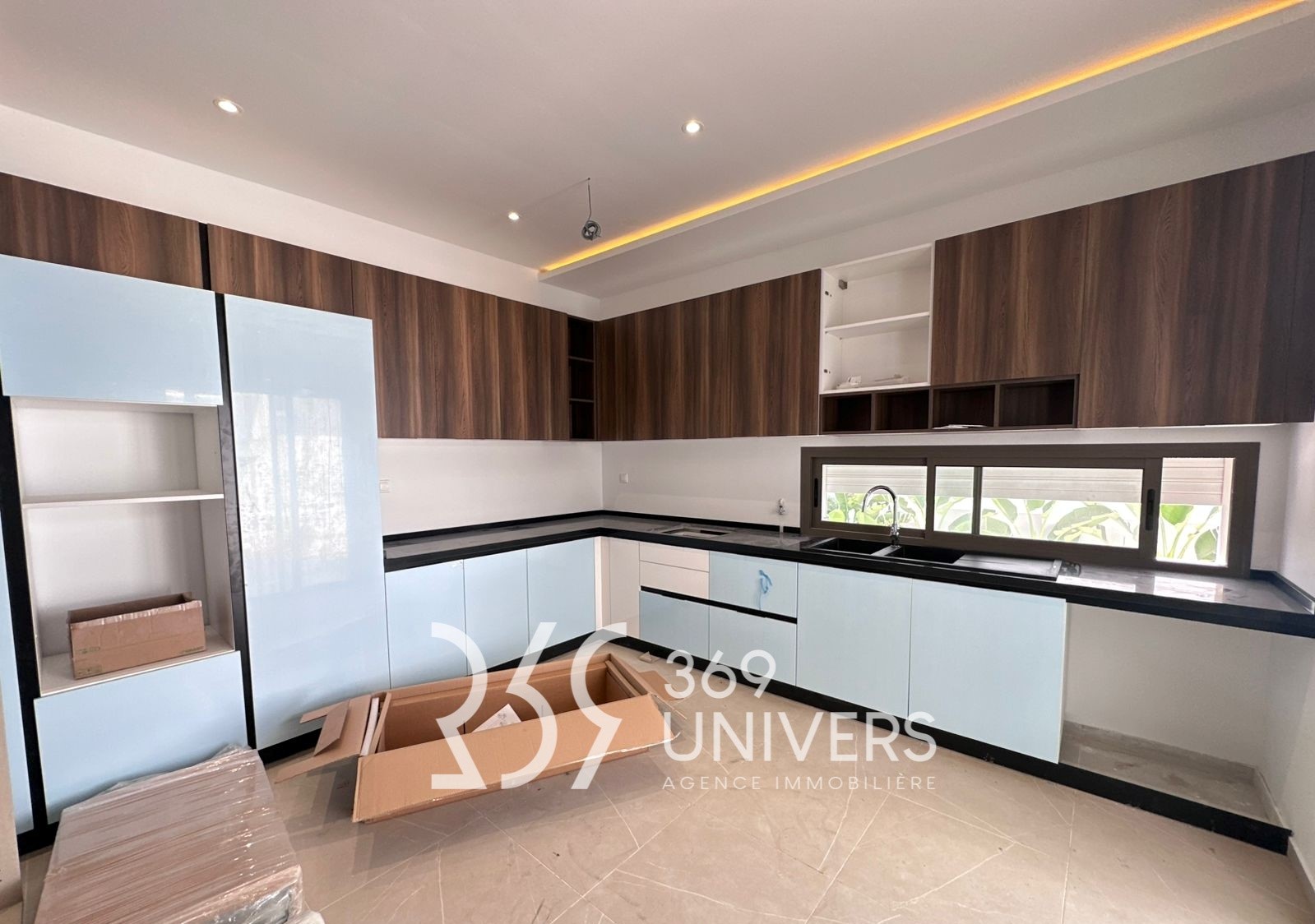 La Marsa&nbsp;Gammart&nbsp;Vente&nbsp;Maisons&nbsp;Villa jumel�e avec jardin � gammarth