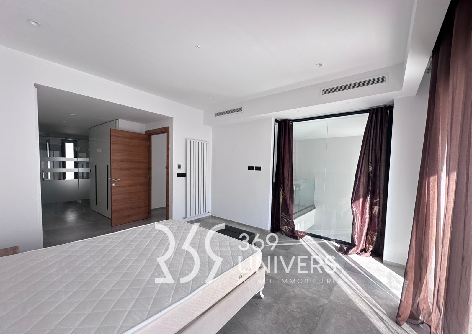 La Marsa&nbsp;Gammart&nbsp;Location&nbsp;Maisons&nbsp;Triplex avec piscine � gammarth ref rh169