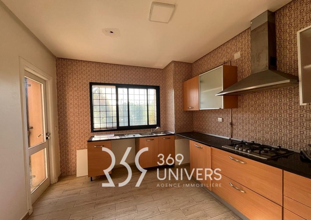 La Marsa&nbsp;Gammart&nbsp;Location&nbsp;Maisons&nbsp;Villa avec piscine � gammarth ref rh013