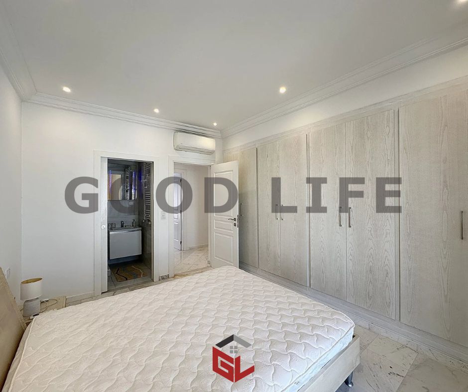 La Marsa Marsa Safsaf Location Appart. 4 pices S3 meubl  la marsa plage