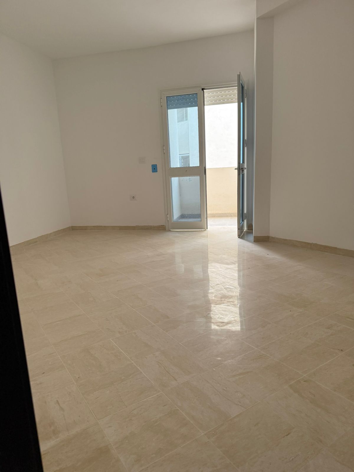 Oued Ellil Oued Ellil Location Appart. 3 pices Appartement s2 oued elil chabaw
