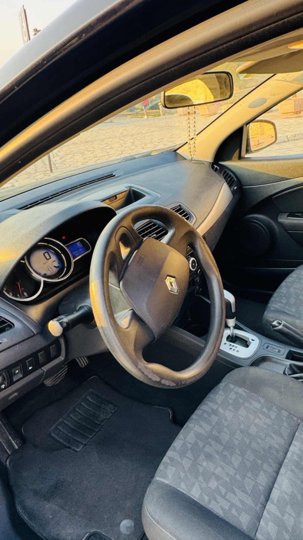 Renault FLUENCE