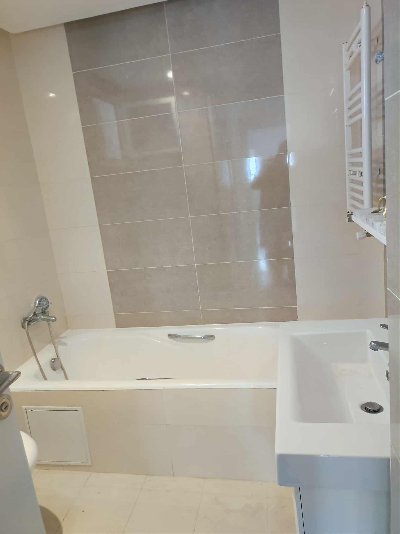 El Mourouj Residence Zahret El Mourouj Location Appart. 3 pices Apparemment de standing s plus 2