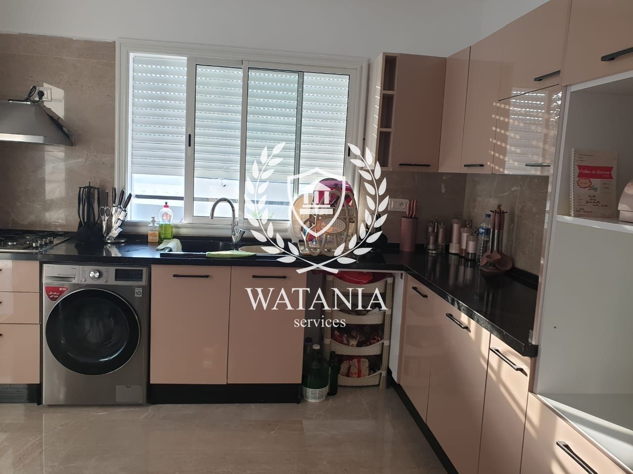 Ariana Ville&nbsp;Riadh Landlous&nbsp;Vente&nbsp;Appart. 5 pi�ces+&nbsp;Villa riadh landalous