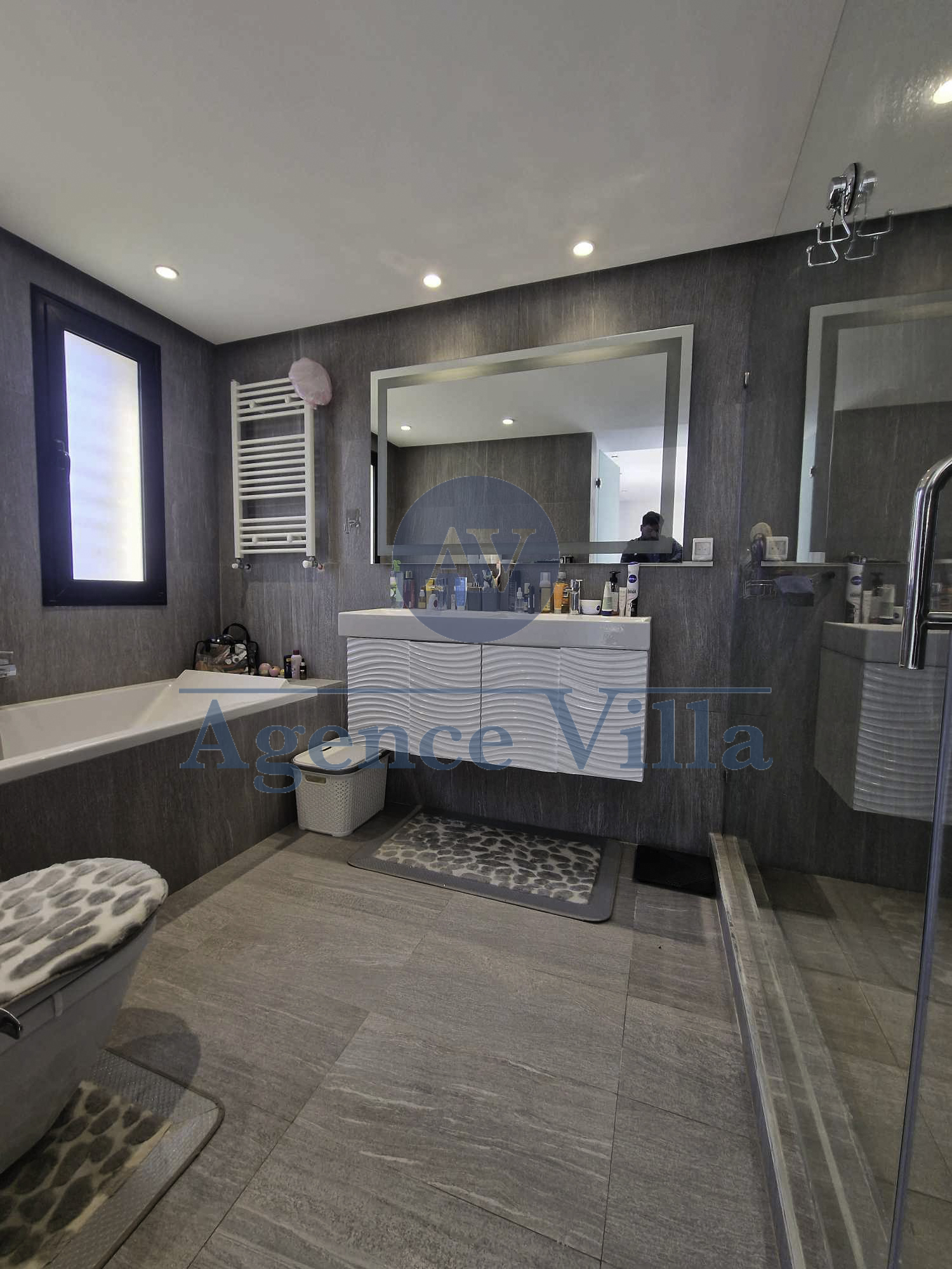 La Soukra La Soukra Location Duplex Un duplex indpendant avec piscine  la soukra