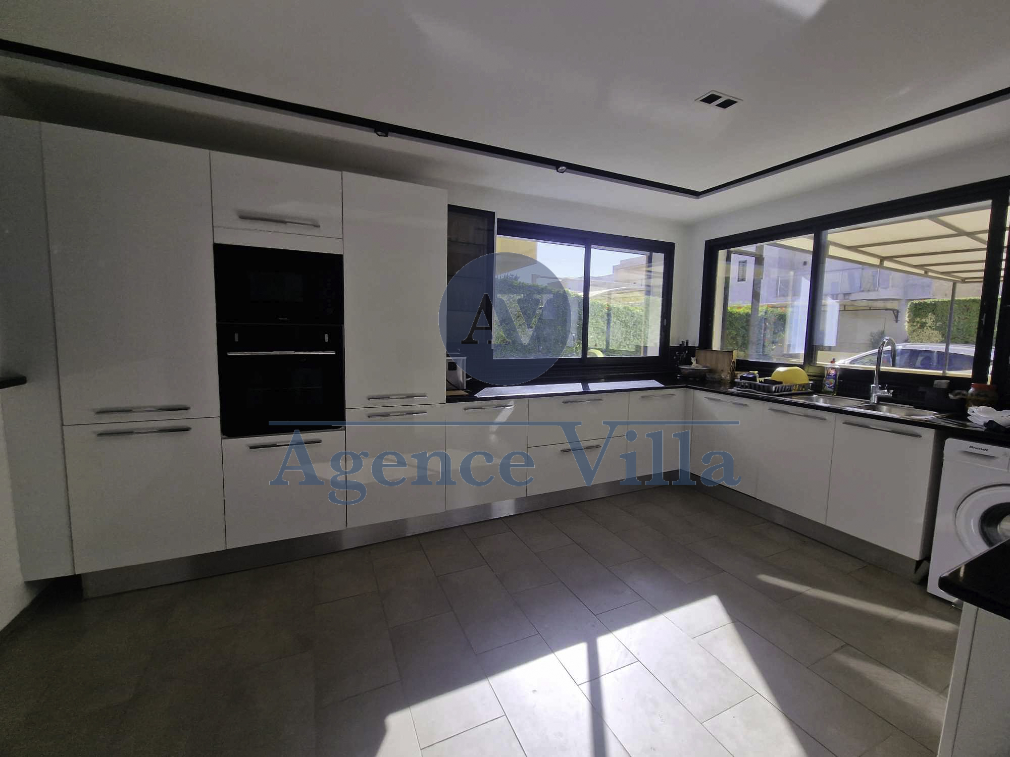 La Soukra La Soukra Location Duplex Un duplex indpendant avec piscine  la soukra