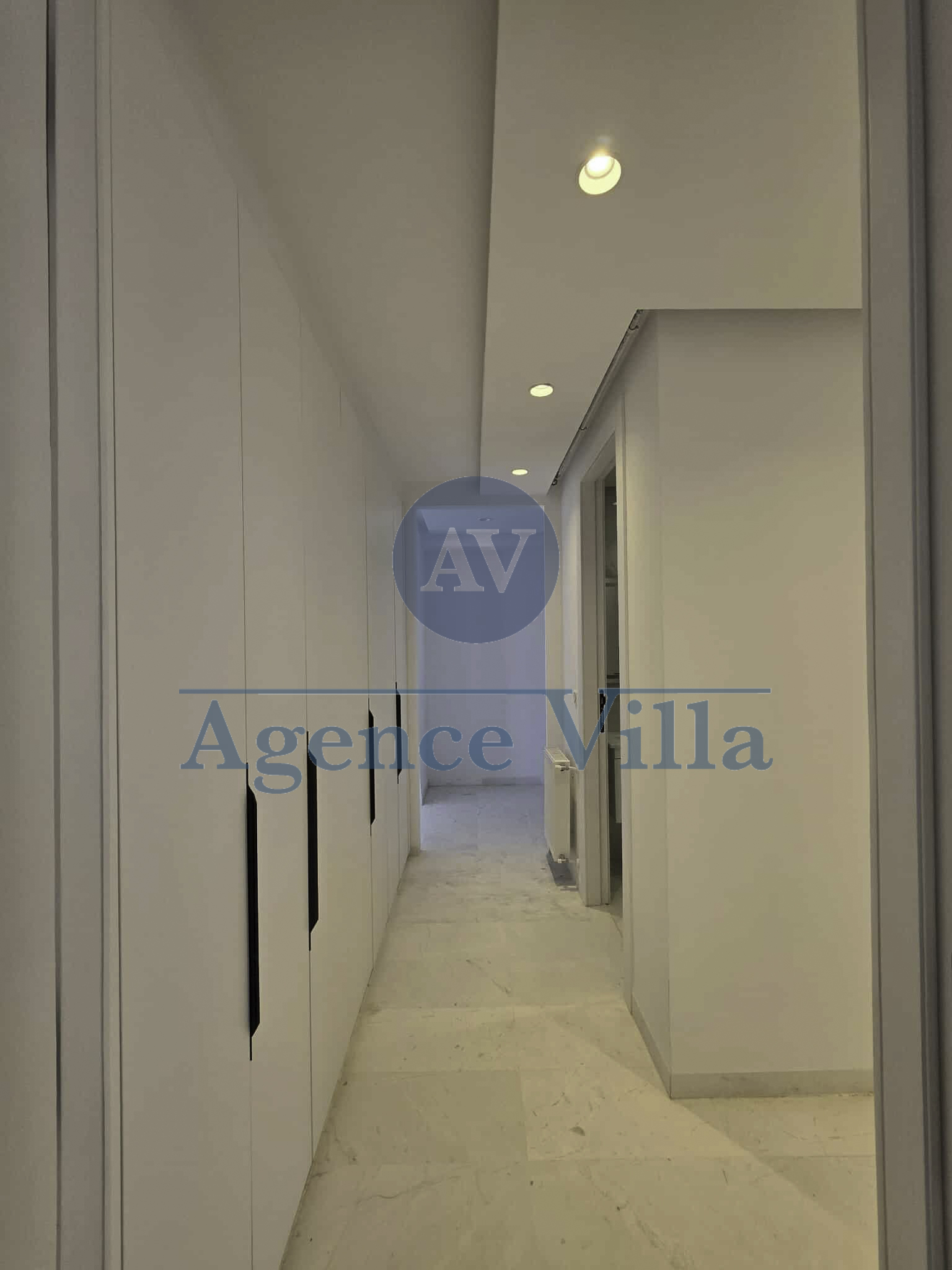 Ain Zaghouan&nbsp;Jardins de Carthage&nbsp;Location&nbsp;Appart. 4 pi�ces&nbsp;Un appartement s3 neuf aux jardins de carthage